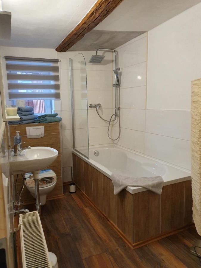 Eddy'S Stadt Appartement เควดลินบวร์ก ภายนอก รูปภาพ